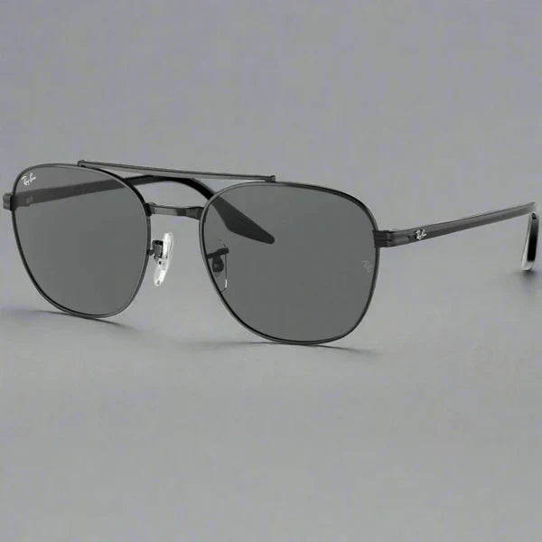 Ray-Ban RB3688 002/B1 – Black Grey Gradient