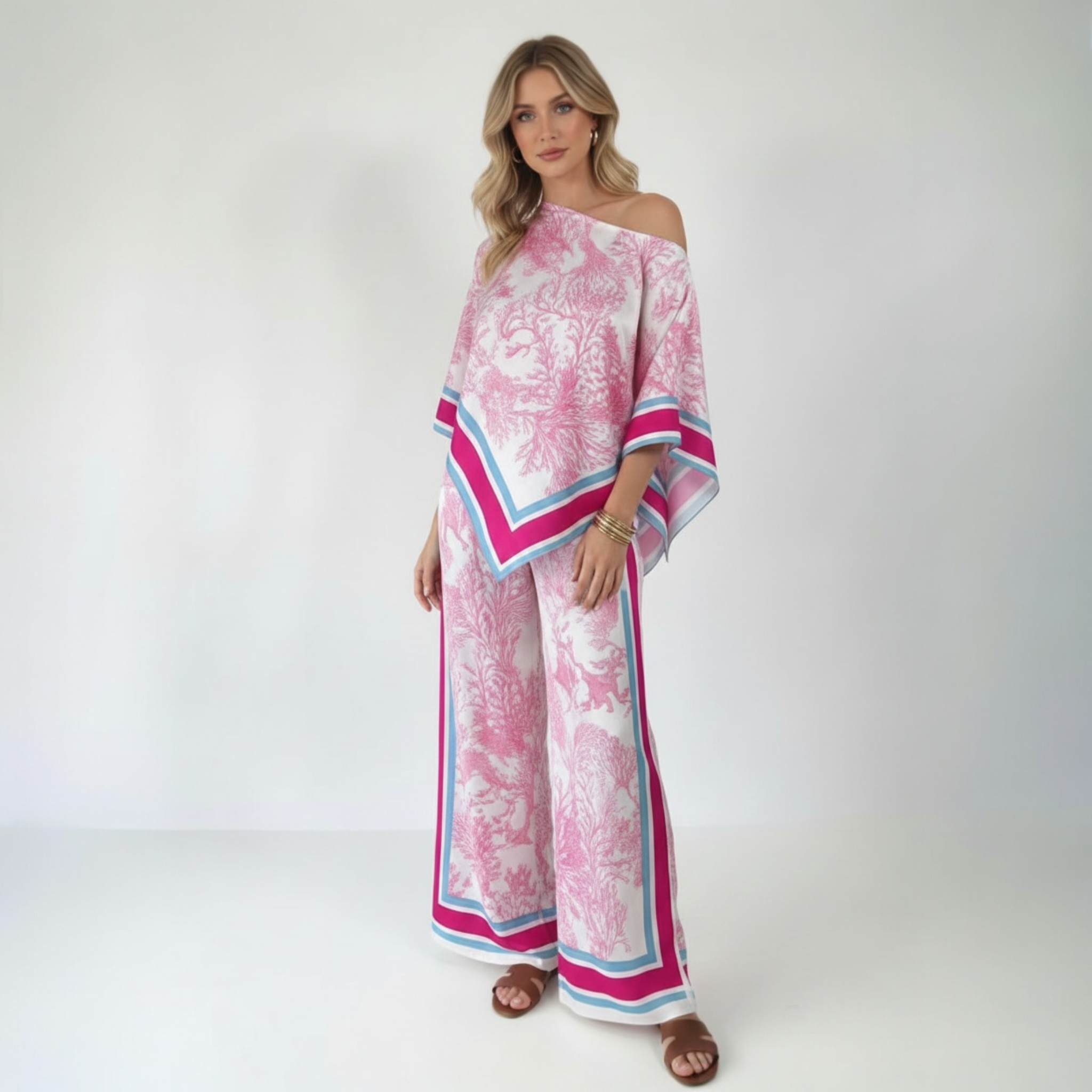 Compleu Damă Model Pink Resort – Roz
