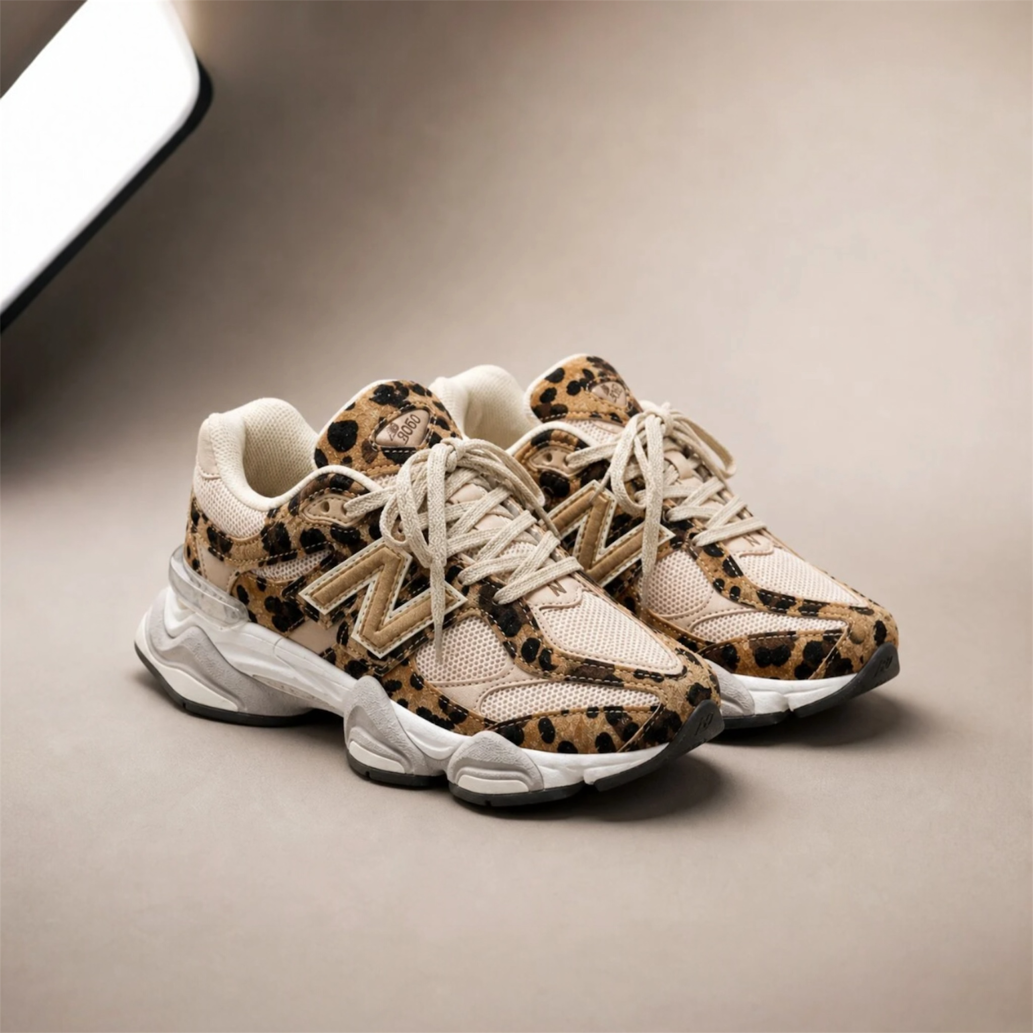Sneakers damă New B Animal Print Bej – sneakers fashion