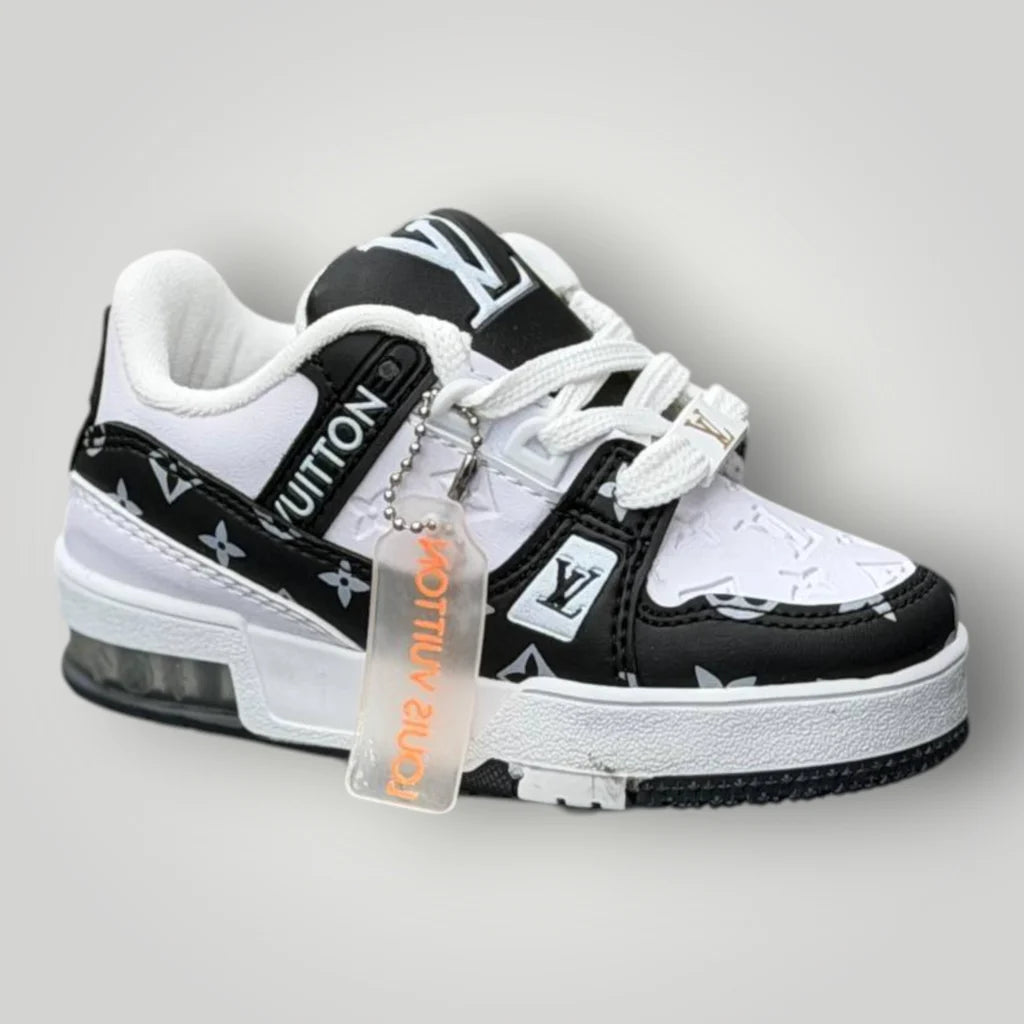 Adidași LV Black